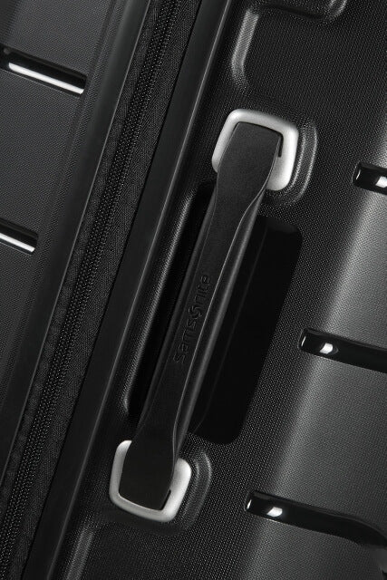 Samsonite Flux 75cm Large 4-Wheel Spinner Suitcase