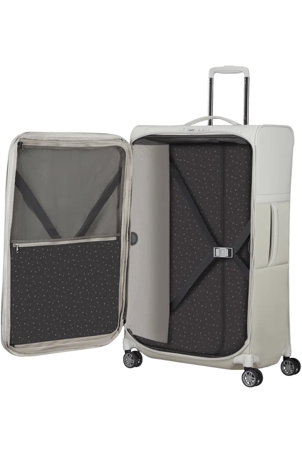 Samsonite Airea 78cm Expandable 4-Wheel Spinner Suitcase