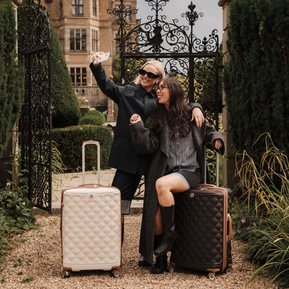 IT Luggage Indulging - Medium Plus (Crème)