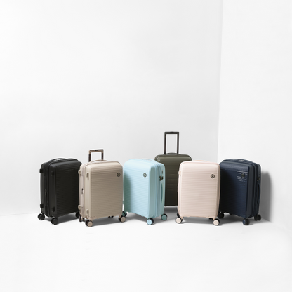 IT Luggage Spontaneous - Cabin (Black)