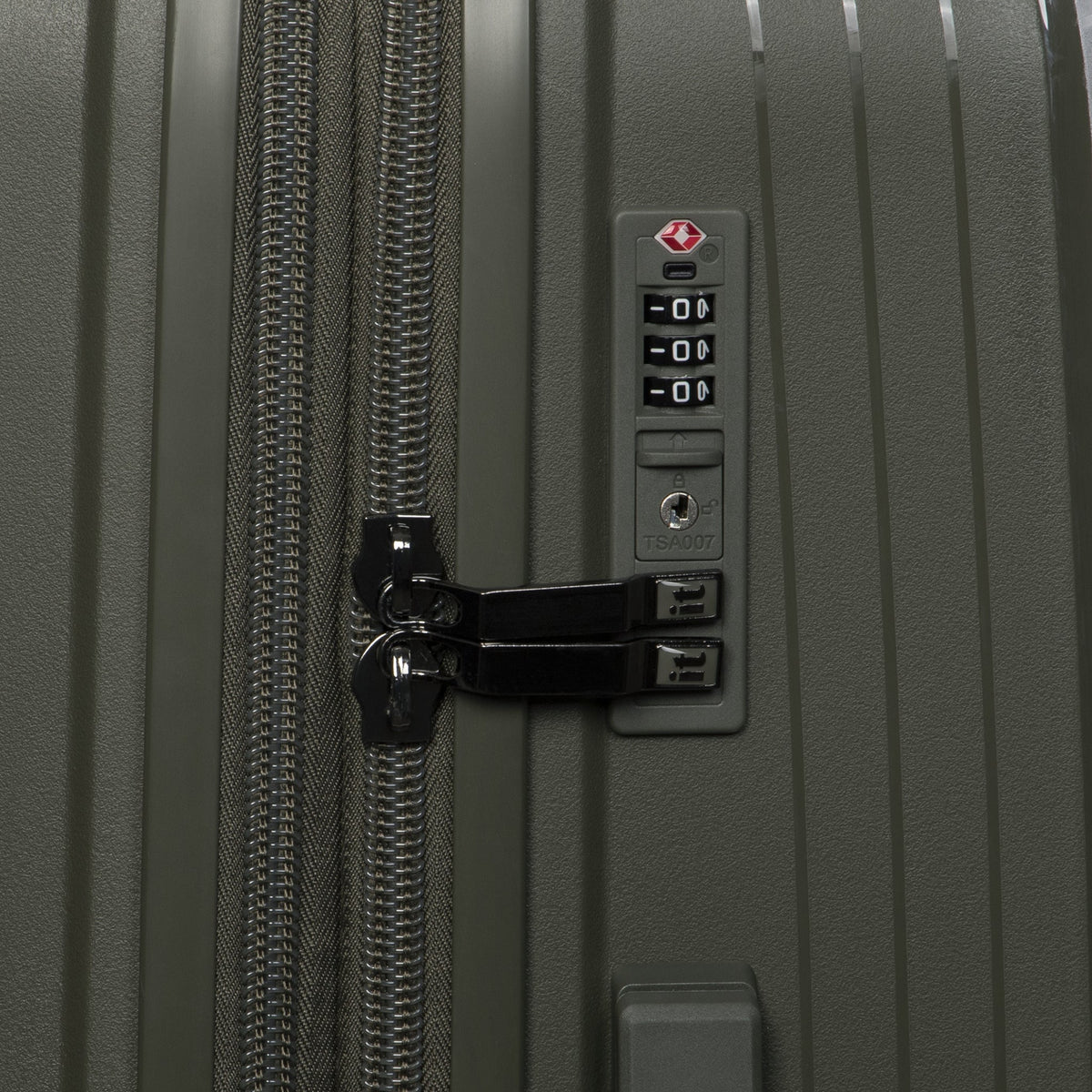 IT Luggage Spontaneous - 3pc Set (Olive Night)