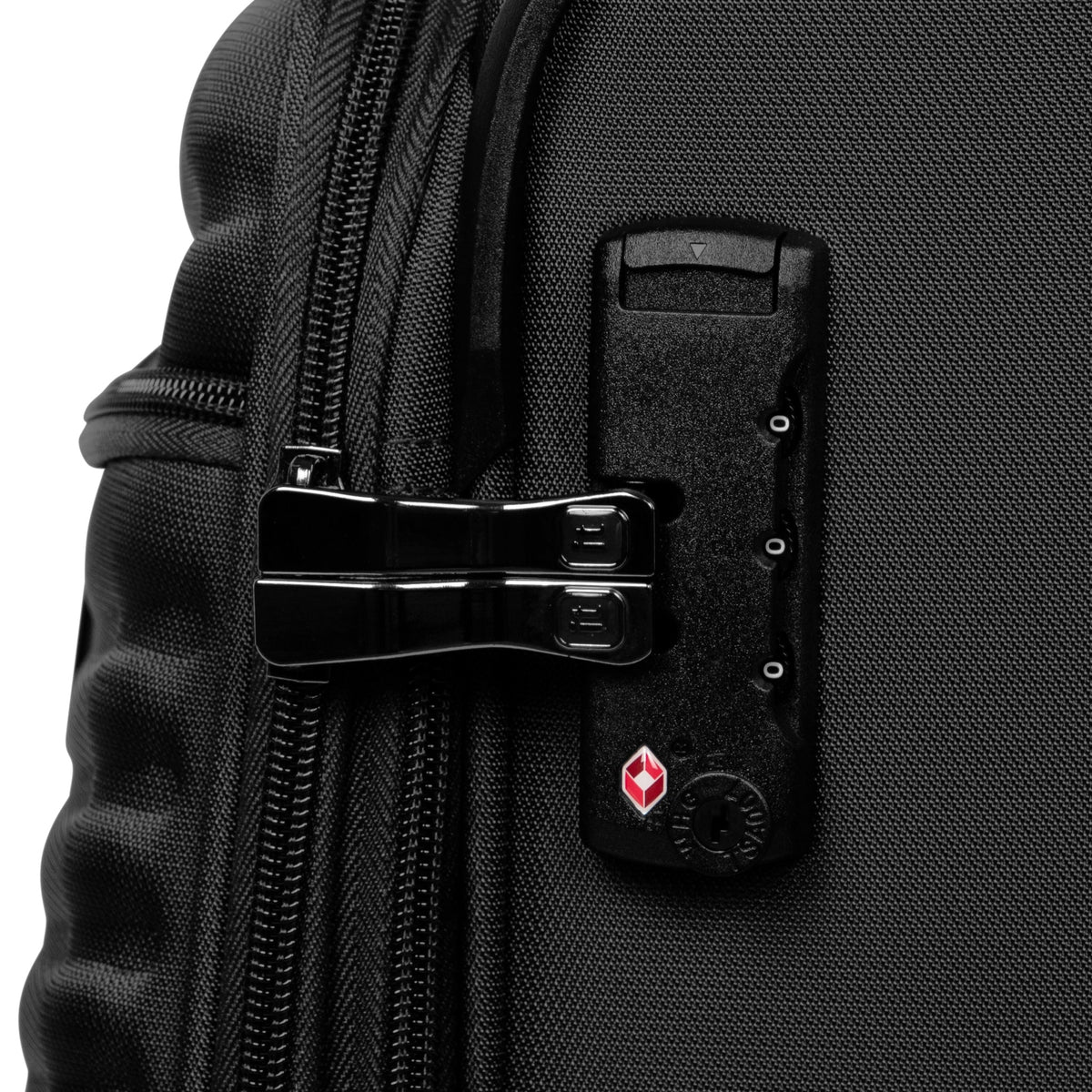 IT Luggage Precursor - 3pc Set (Black)