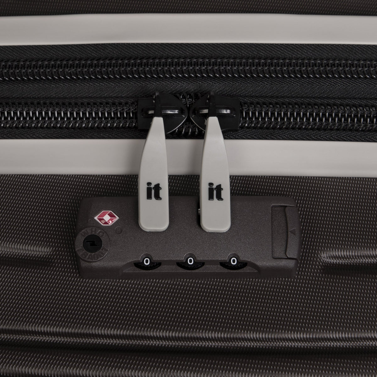 IT Luggage Eco-Protect - Cabin (Coffee Bean)