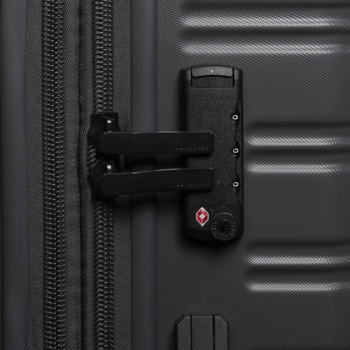 IT Luggage Fusional - 4pc Set (Warm Charcoal)