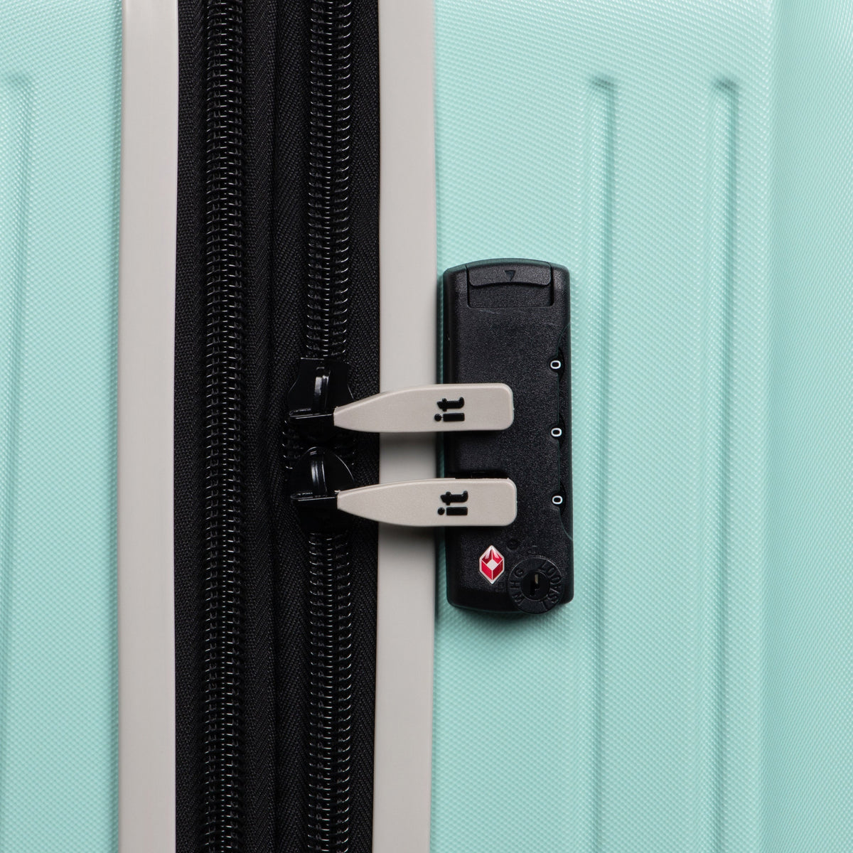 IT Luggage Eco-Protect - Large (Mint Eggshell)