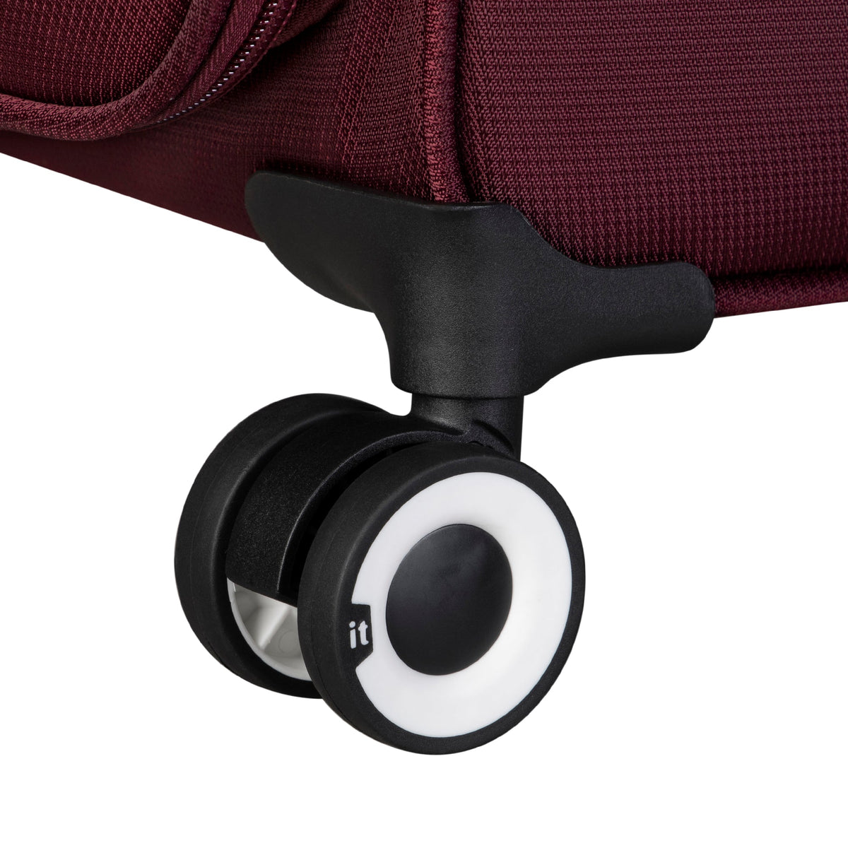 IT Luggage Intrepid - 4pc Set (Dark Red)