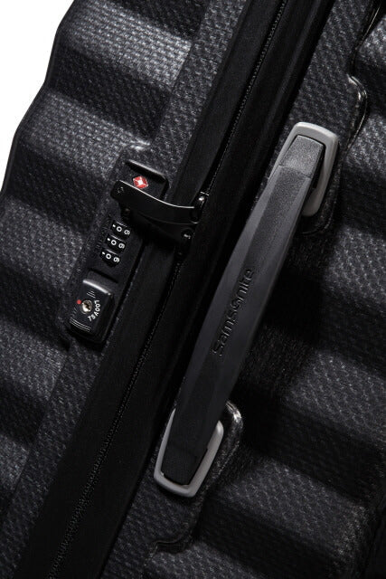  Samsonite Lite-Shock 75cm 4 Wheel Spinner Suitcase