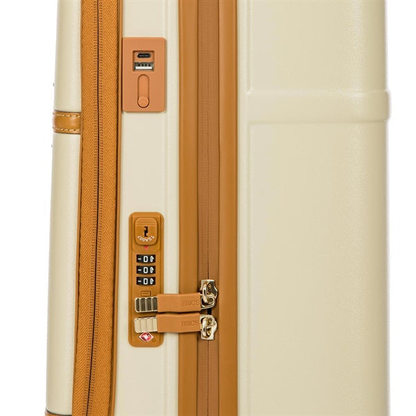  Bric's Bellagio 55cm 4-Wheel Cabin Case With USB Adapter