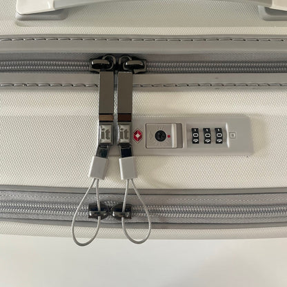 IT Luggage Momentous - Cabin (Black)