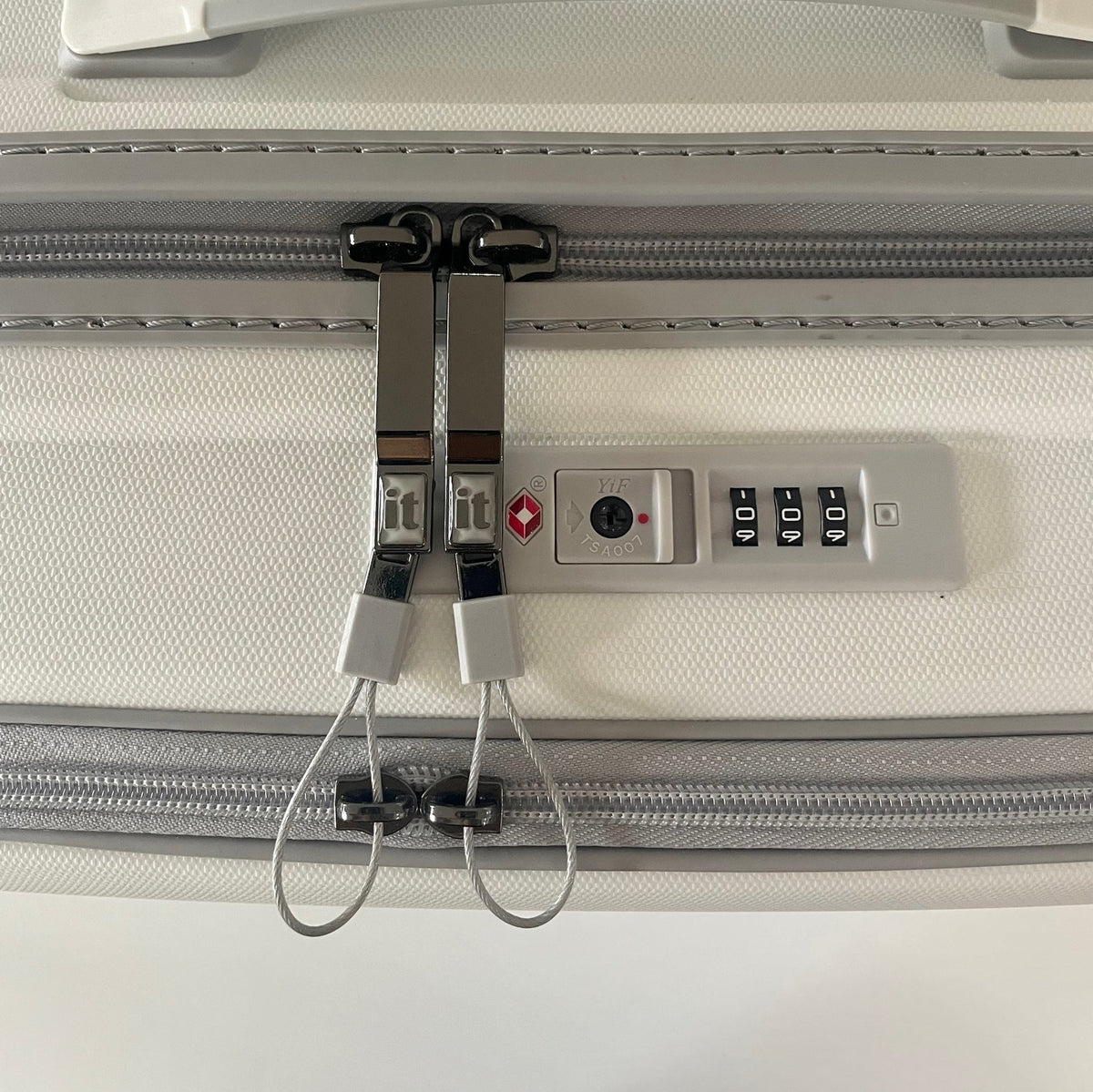 IT Luggage Momentous - Cabin (Pumice Stone)