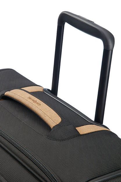  Samsonite Spark SNG Eco 79cm Large Expandable 4-Wheel Suitcase