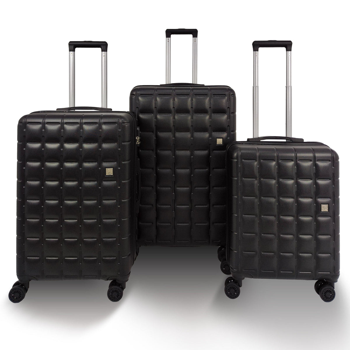  QUBEd Squared Set Of 3 Suitcases