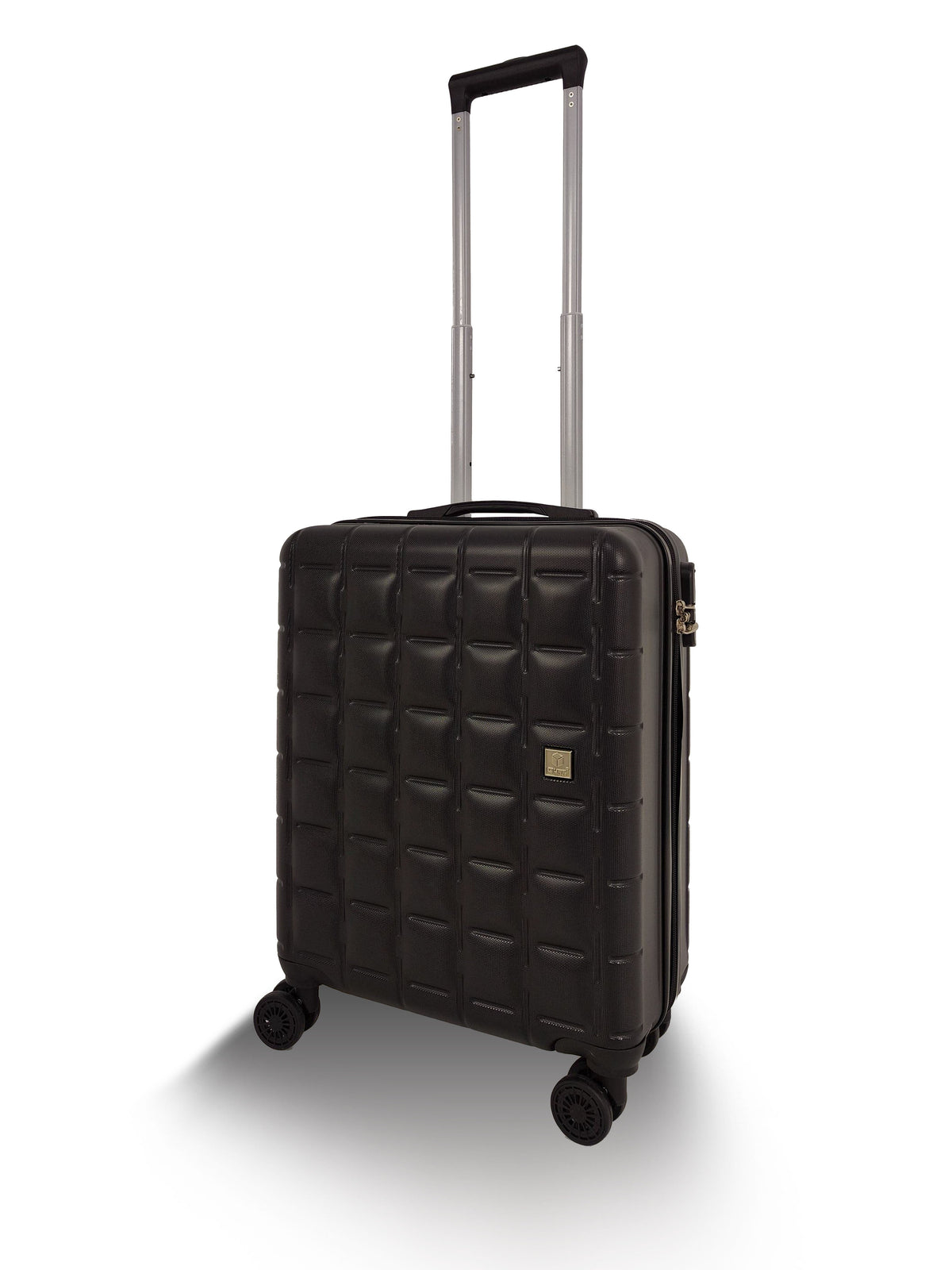  QUBEd Squared Set Of 3 Suitcases