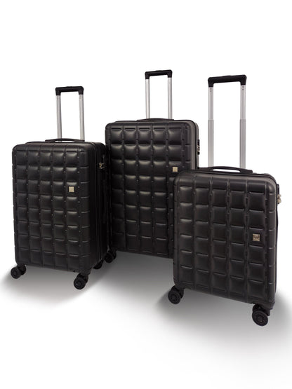  QUBEd Squared Set Of 3 Suitcases
