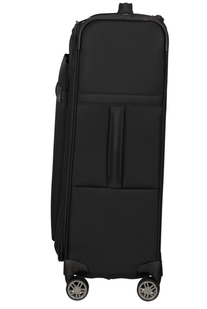  Samsonite Airea 67cm Expandable 4-Wheel Spinner Suitcase