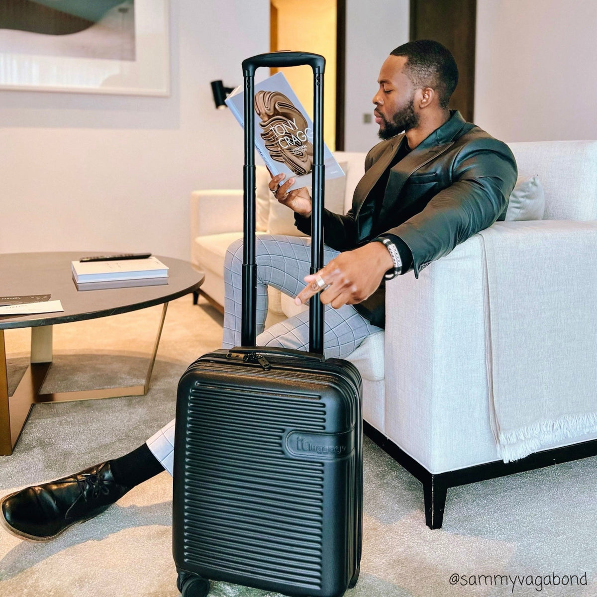 IT Luggage Valiant - Cabin (Black)